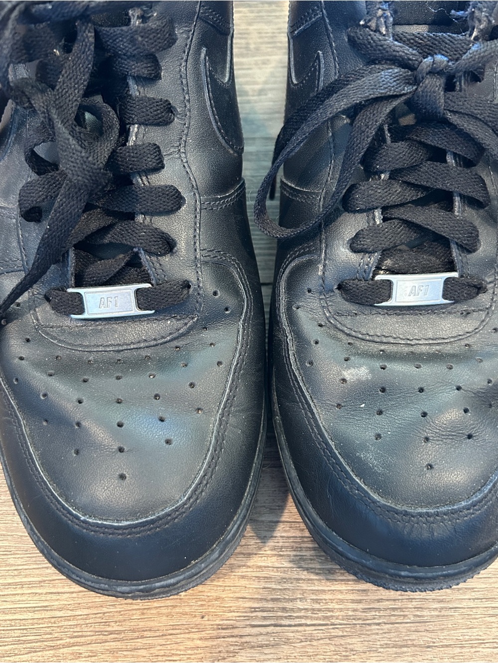 Nike AIR FORCE 1 LOW '07 Black Black. (315122-001). Men's 10.5. Pre-Owned. - Picture 2 of 8
